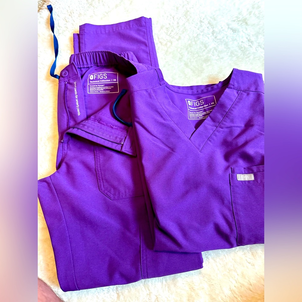 Mens XS Figs Scrub Set: UltraViolet